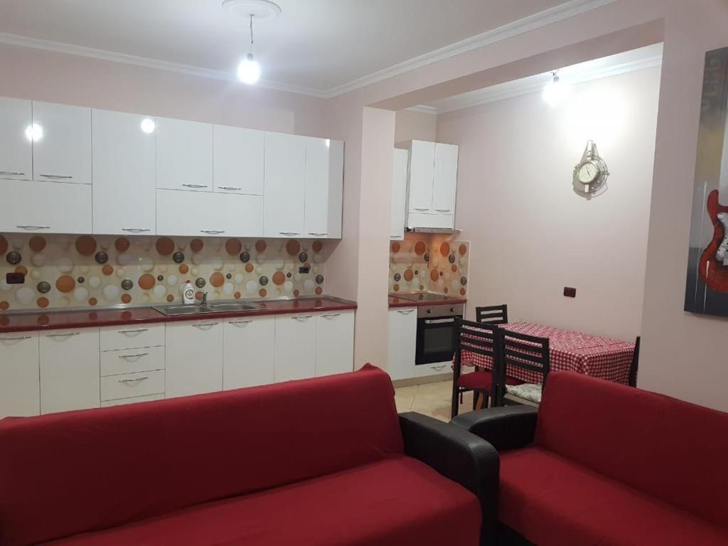 Seaside Apartment With Two Bedrooms Vlore Ngoại thất bức ảnh